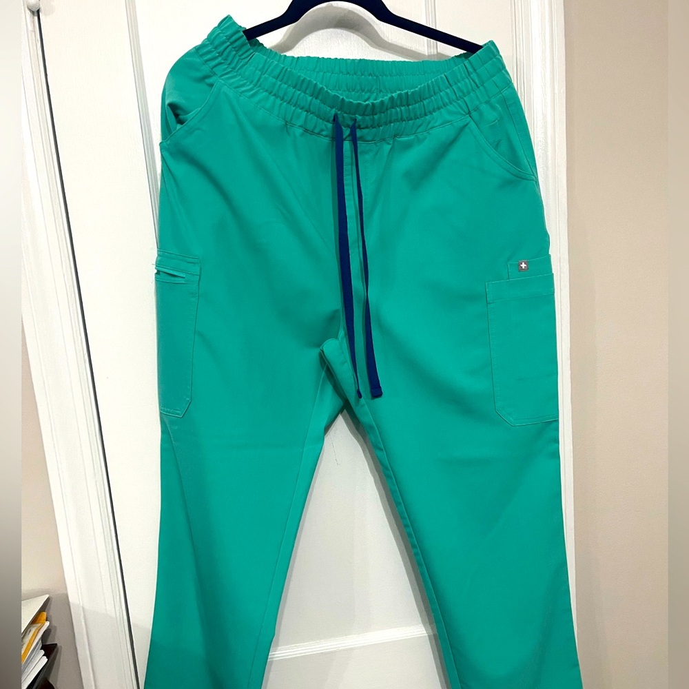 Figs pants